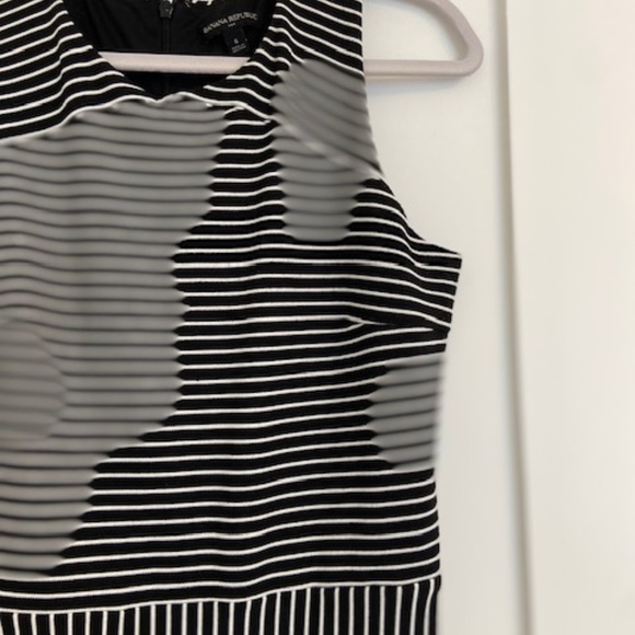 Banana Republic Dress 6 - Picture 2 of 4
